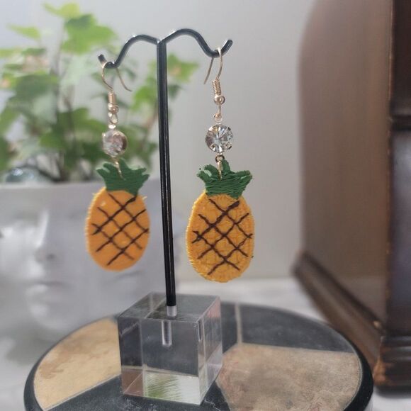 Jewelry - Crochet Pineapple Earrings *NEW*